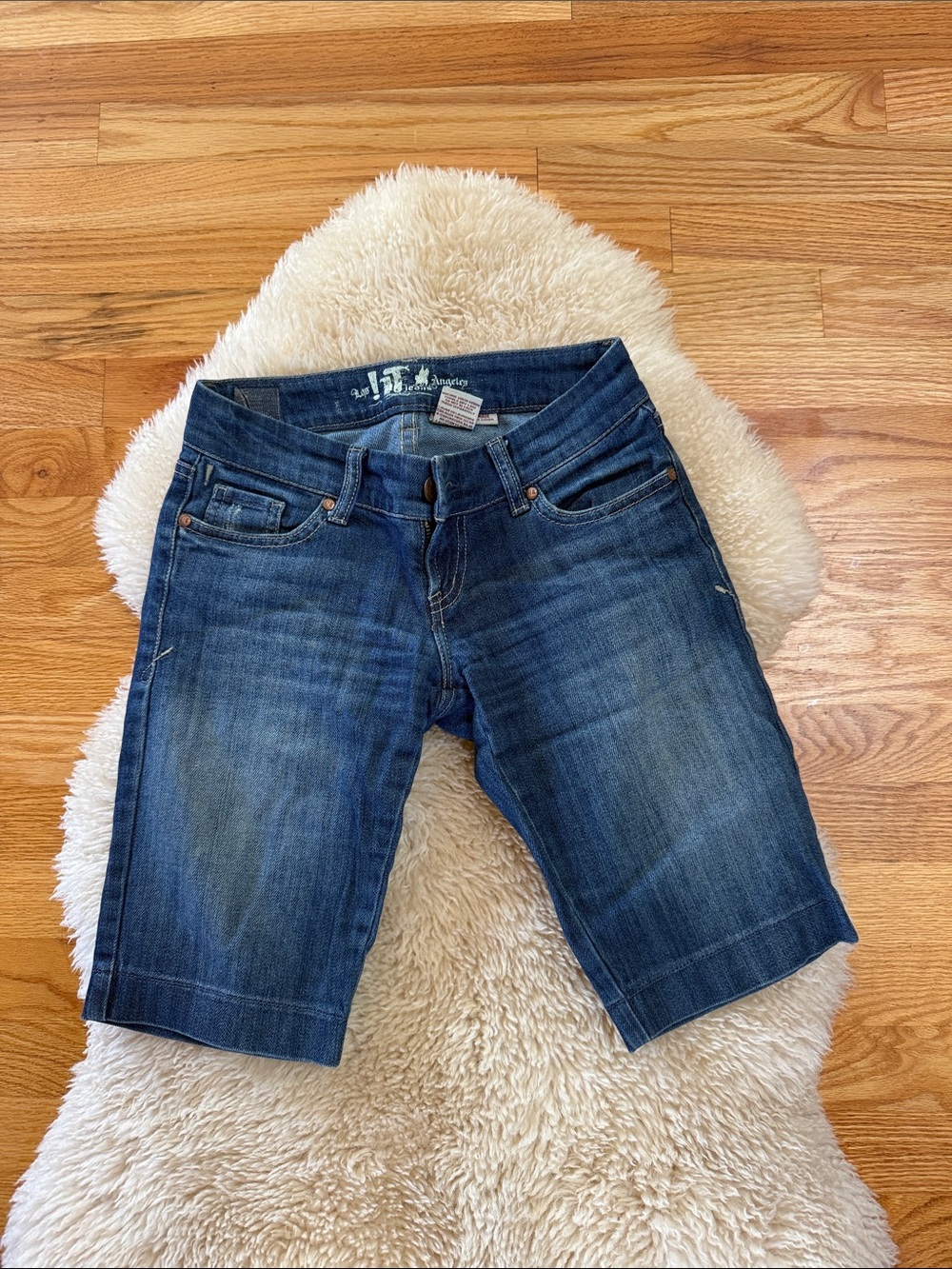 It Jeans Denim Bermuda Shorts in Dark Blue